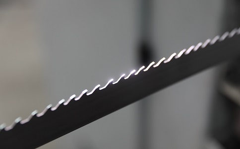 九江双金属带锯条产生切削噪音的原因具体有哪些？